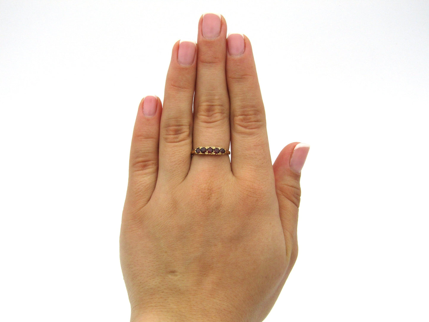 9K gold Vintage garnet ring, circa 1960's.