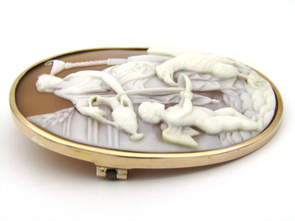 18K gold French conch shell cameo brooch, circa 1860.