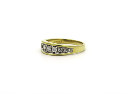 18K gold Vintage diamond ring, circa 1970's.