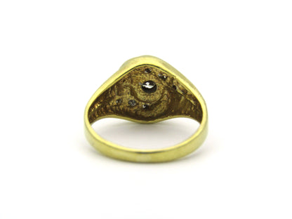 18K gold Vintage diamond ring, circa 1970's.