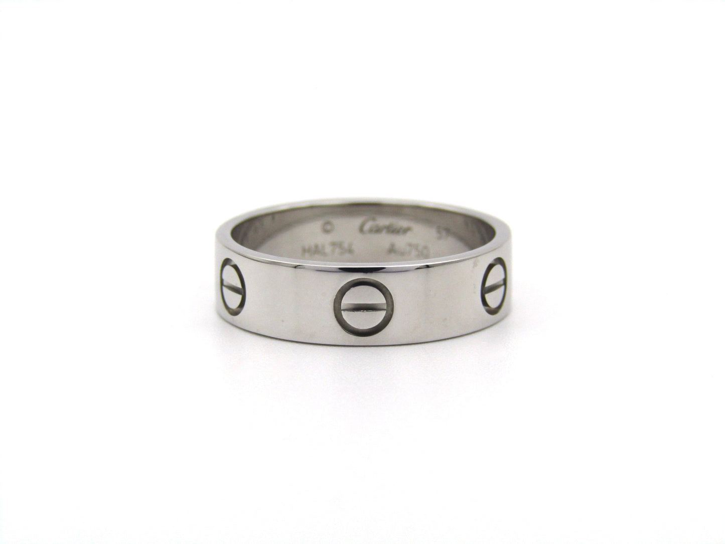 18K gold Classic Cartier LOVE ring.