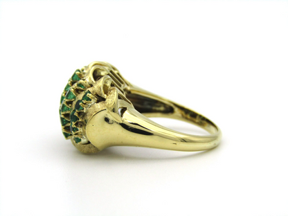 18K gold Vintage emerald ring, circa 1970's.