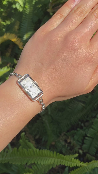 18K gold Art Deco wristwatch, America, circa 1920.