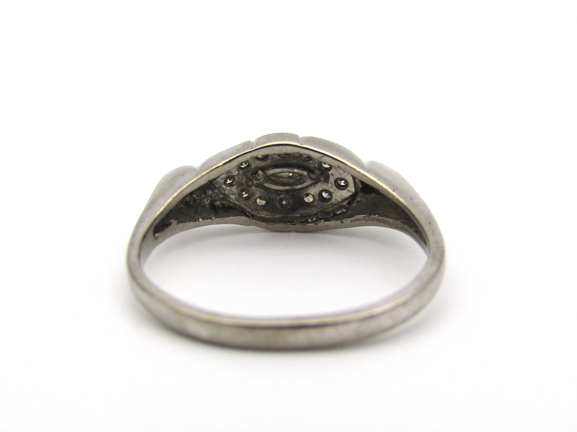 18kt gold diamond ring.