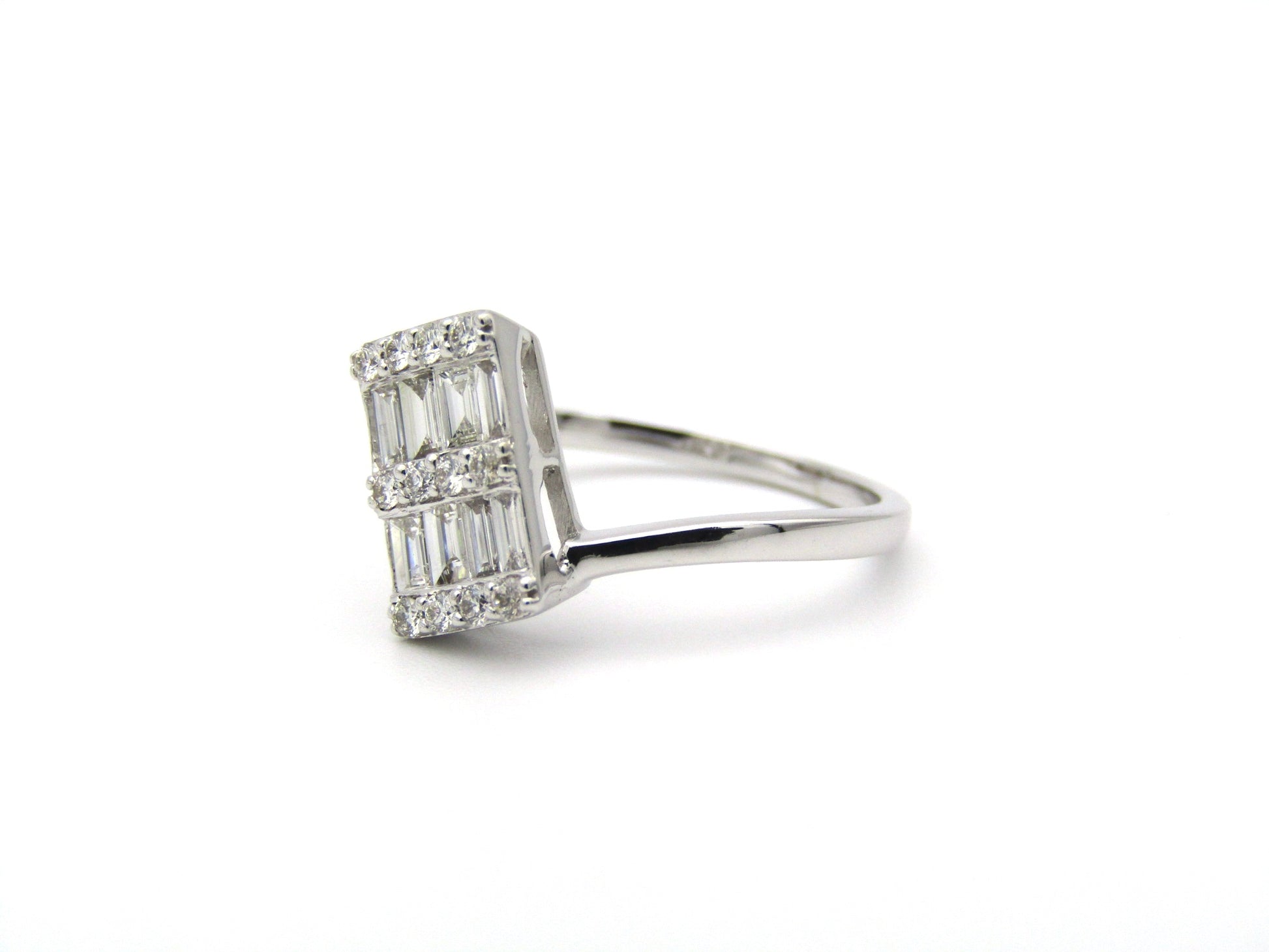 18K gold diamond ring.