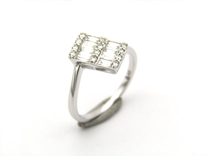 18K gold diamond ring.