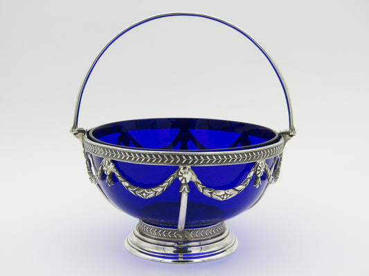 A Victorian silver sugar basket by Horace Woodward & Co., Birmingham, 1881.