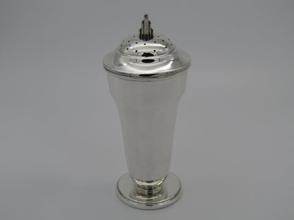Art Deco silver sugar castor by Walker and Hall, Birmingham, 1937.